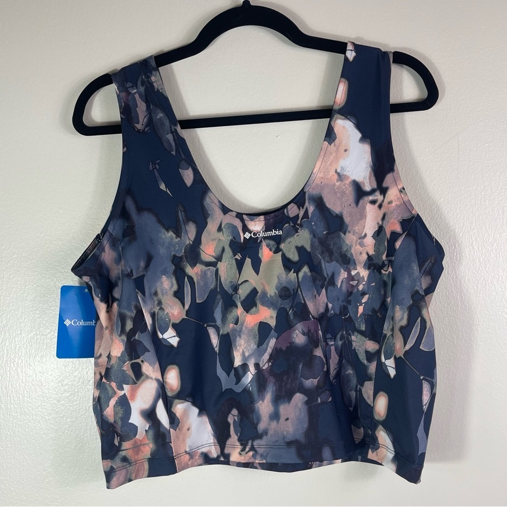 Columbia Women's Tank Top in the Nocturnal Impressions color - Picture 5 of 5